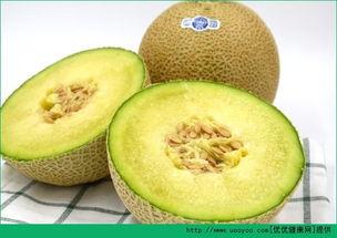 宝贝吃哈密瓜视频播放,甜蜜瞬间引网友热议